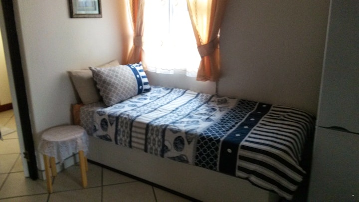 KwaZulu-Natal Accommodation at Seascape Lodge 38 Uvongo | Viya