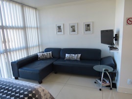 Cape Town Accommodation at St Tropez 103 | Viya