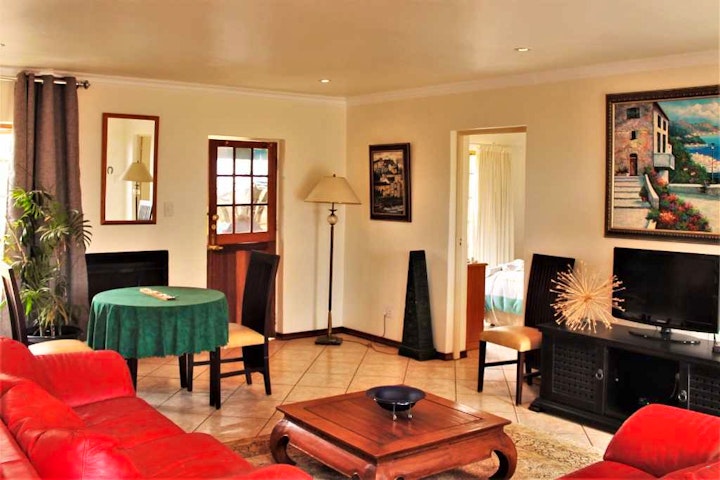 Midrand Accommodation at Jacaranda Cottage | Viya