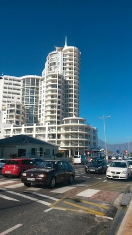 Cape Town Accommodation at Hibernian Towers 307 | Viya