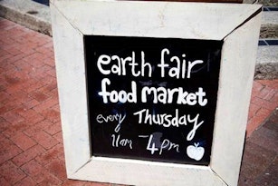 Earth Fair Food Market, St Georges Mall