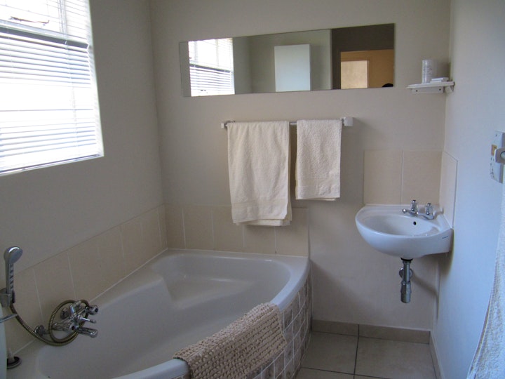 Cape Town Accommodation at Beaumont Cottage | Viya