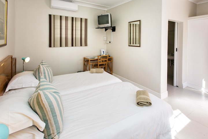 Karoo Accommodation at Wagon Wheel Country Lodge | Viya