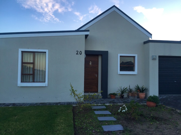 Hermanus Accommodation at Biki Klein | Viya