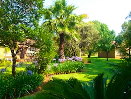 North West Accommodation at Kettle Guest Lodge Rustenburg | Viya