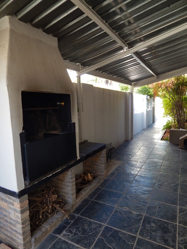 Northern Cape Accommodation at Border Close Guest House | Viya