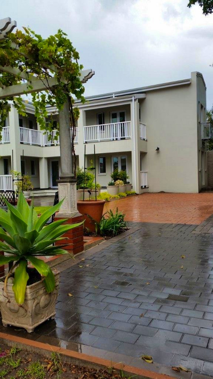 Eastern Cape Accommodation at Bright on 5th Guesthouse | Viya