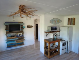 Gansbaai Accommodation at Driftwood Cottage | Viya