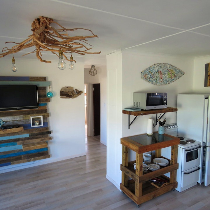 Overberg Accommodation at Driftwood Cottage | Viya