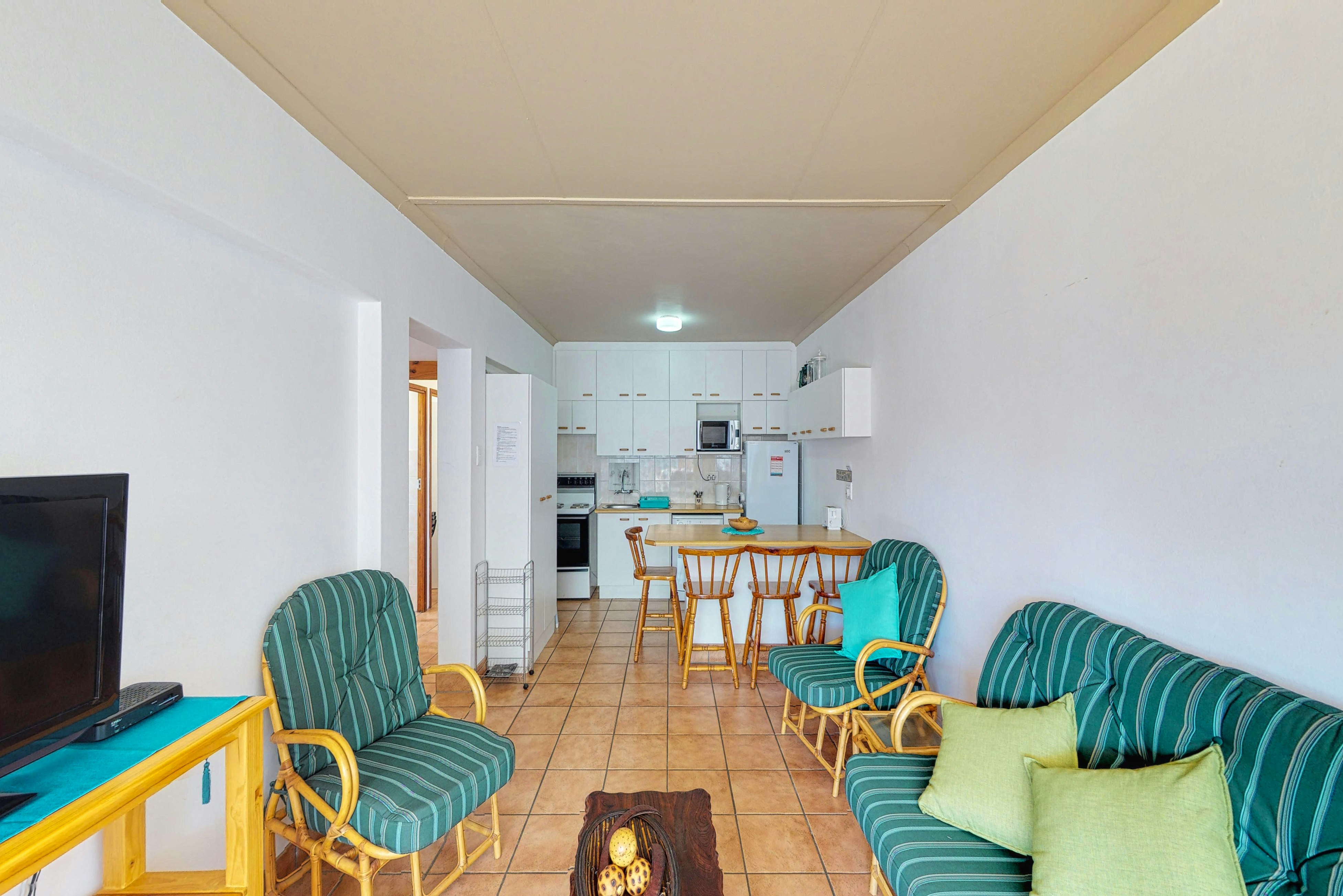 Mossel Bay Self Catering Accommodation - LekkeSlaap