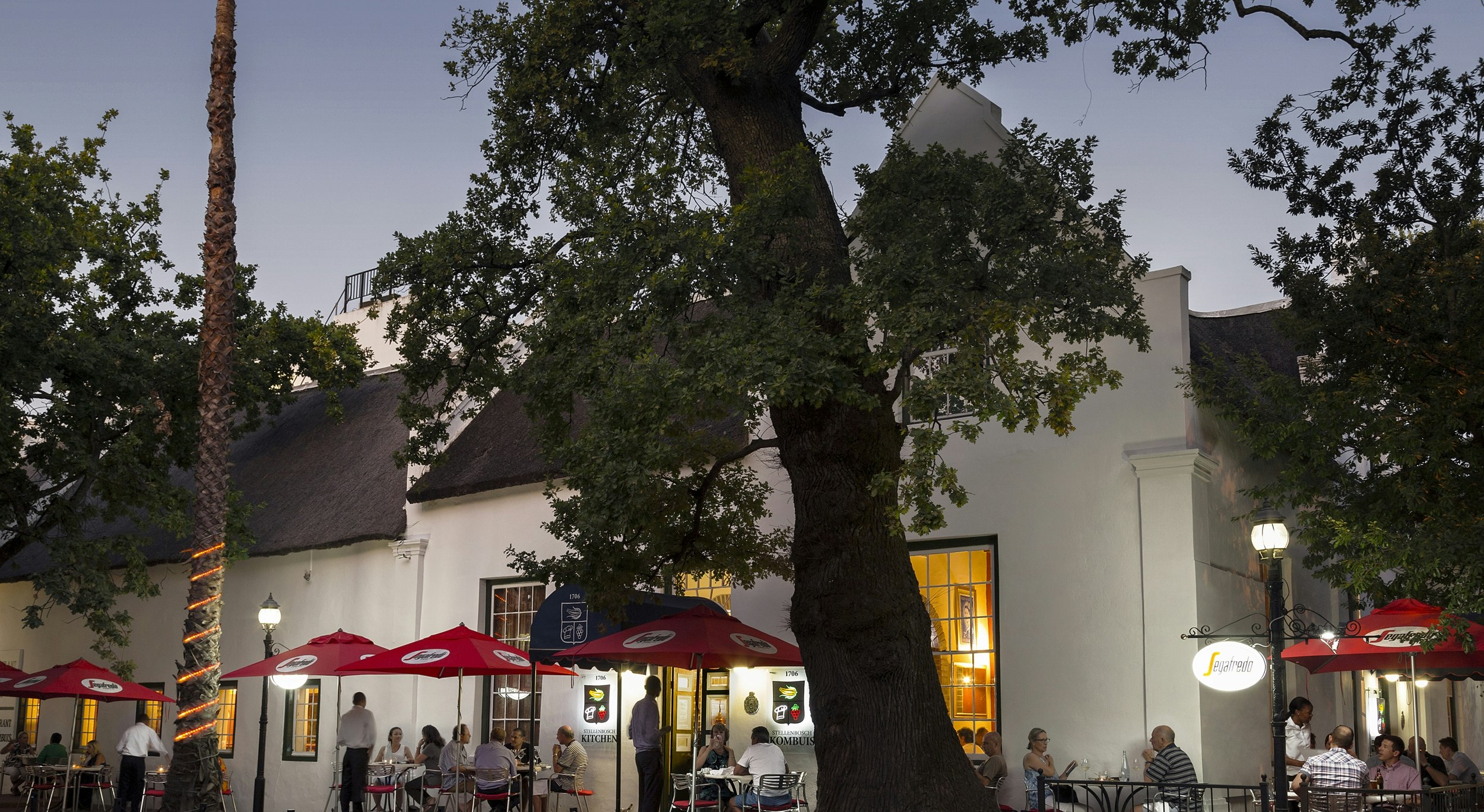 The Stellenbosch Hotel | LekkeSlaap