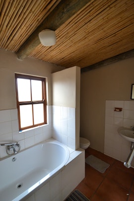 Western Cape Accommodation at Kyknet Cottage - Touwsberg Private Game & Nature Reserve | Viya