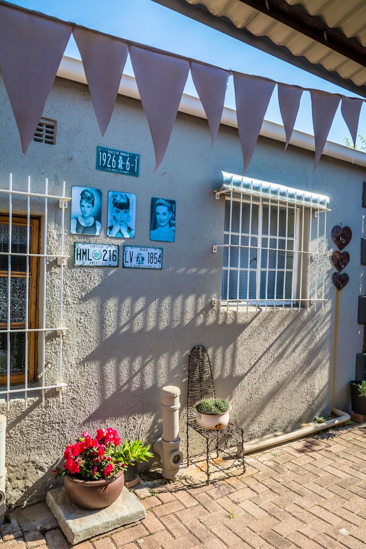 Northern Free State Accommodation at The French Affaire Self-catering Guest House | Viya