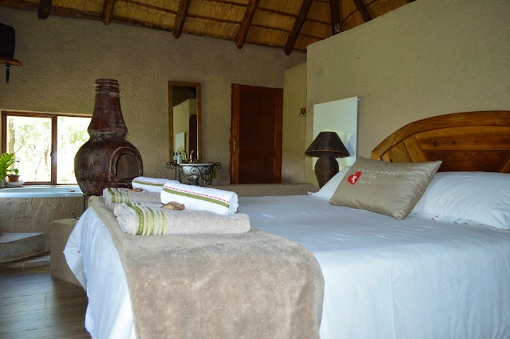 Gauteng Accommodation at Stonechat Game Lodge | Viya