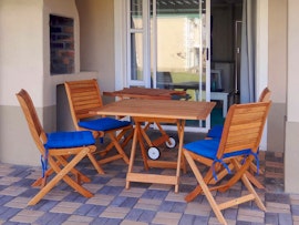 Jeffreys Bay Accommodation at Claptons 16 | Viya