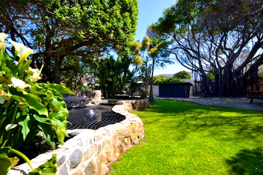 Hermanus Accommodation at  | Viya