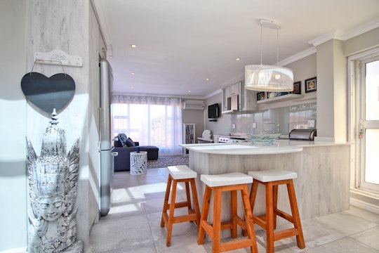 Bloubergstrand Accommodation at  | Viya