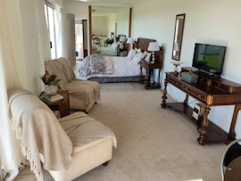 Jeffreys Bay Accommodation at Cedarlaan 1 | Viya