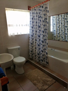 Mossel Bay Accommodation at Lou-Mari | Viya