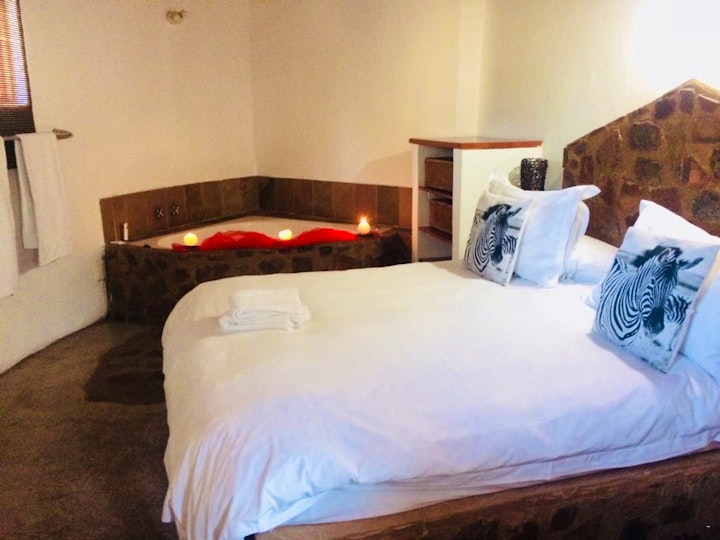 Bojanala Accommodation at Out of Africa Lodge | Viya