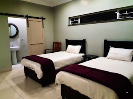Mpumalanga Accommodation at Diamond Frost Guesthouse | Viya