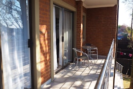 Bardene Accommodation at OR Tambo Self Catering, The Willows, Apartment 6 | Viya