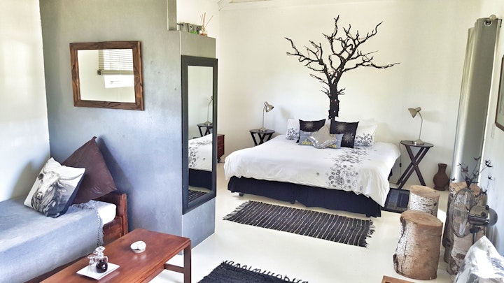Hartbeespoort Accommodation at Brown's Cabin and Cottages | Viya