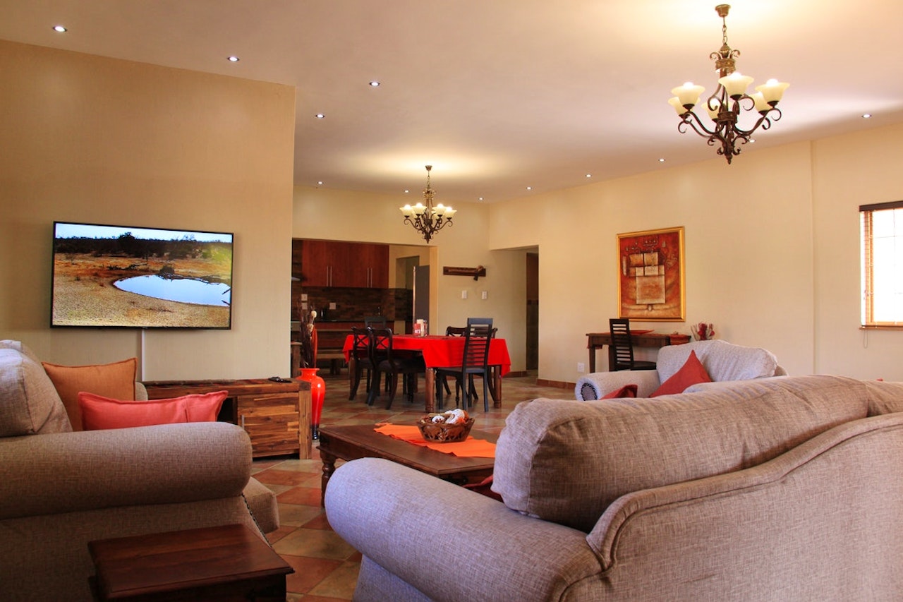 Lowveld Accommodation at  | Viya