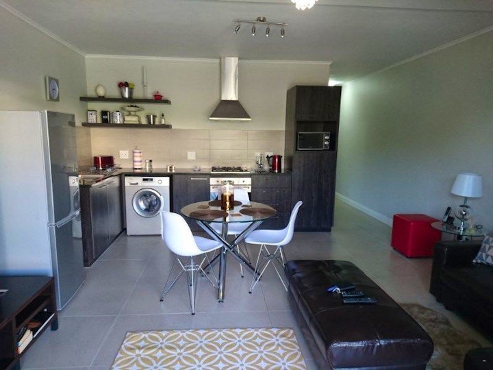 Cape Town Accommodation at Mayfair 143 | Viya