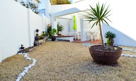 Milnerton Rural Accommodation at Small Bay Guest House | Viya