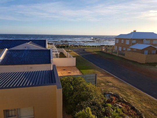 Hermanus Accommodation at  | Viya