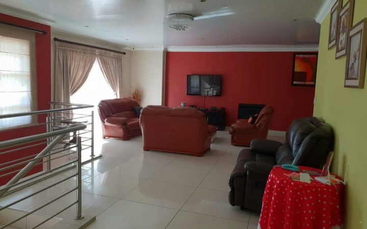 Accommodation Near Gold Reef City Theme Park | LekkeSlaap