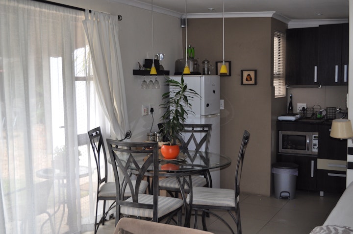 Northern Suburbs Accommodation at Pelican Place Guest Cottages | Viya