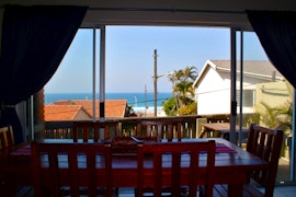 Ansteys Beach Accommodation at  | Viya