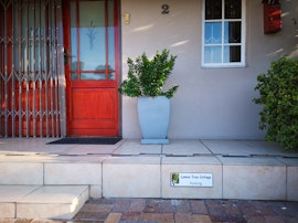 Northern Suburbs Accommodation at Lemon Tree Cottage | Viya