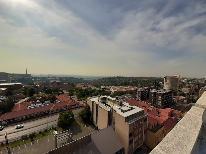 West Rand Accommodation at Vistaero Apartments - By Live-Easy | Viya