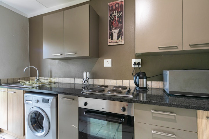 Johannesburg Accommodation at Dainfern K Luxe Apartment | Viya