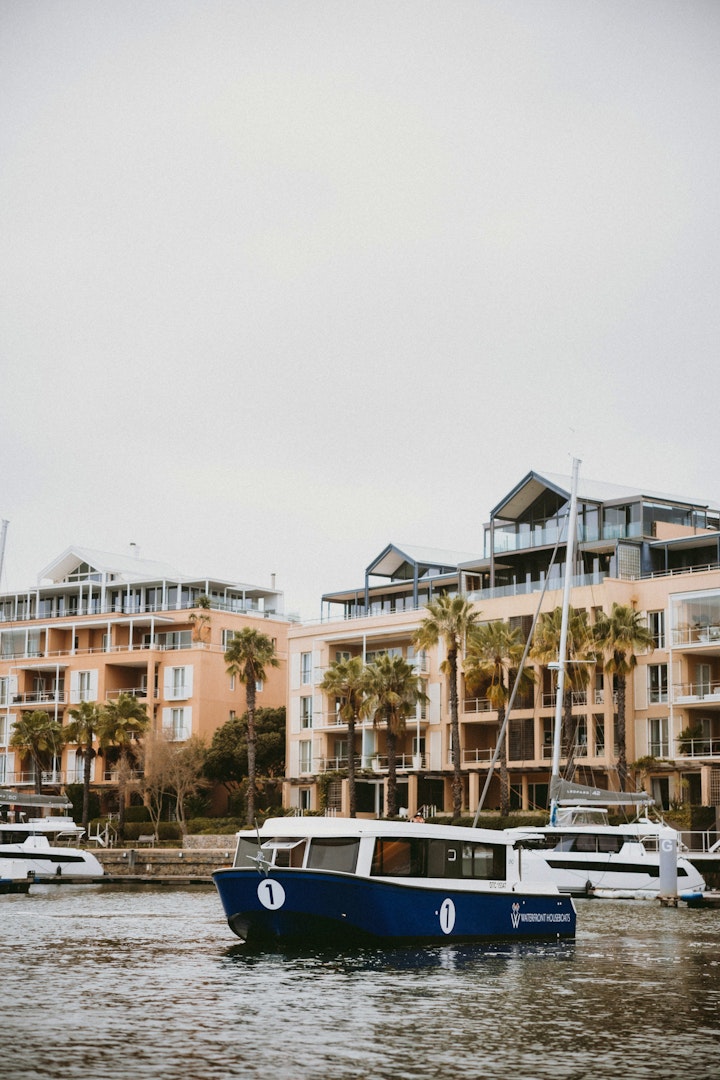 Cape Town Accommodation at Waterfront Houseboats | Viya