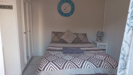 Gqeberha (Port Elizabeth) Accommodation at A Budget Beach Unit | Viya