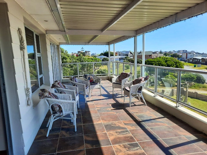 Gansbaai Accommodation at 85 on De Villiers | Viya