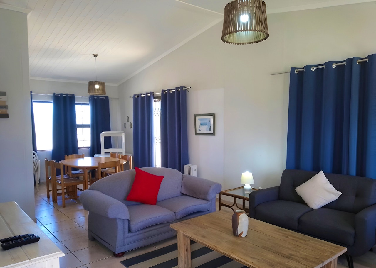 Glencairn Heights Accommodation at  | Viya