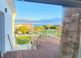 Gansbaai Accommodation at 15 on Roux | Viya