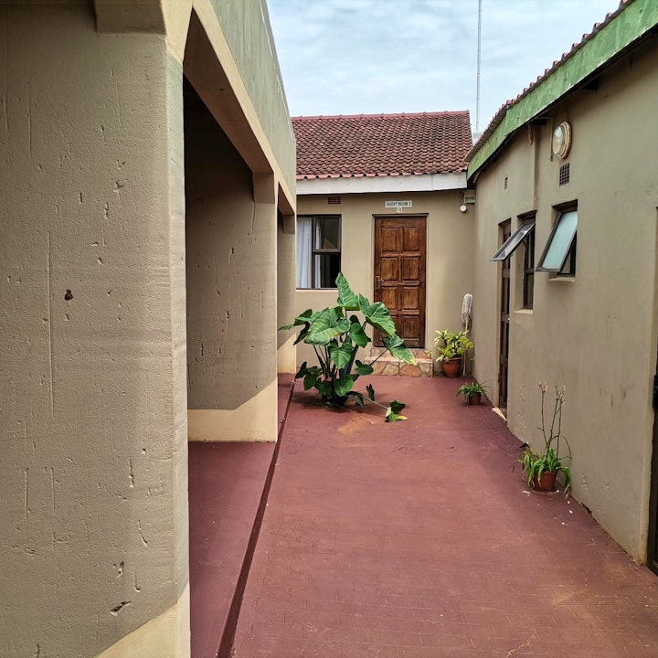 KwaZulu-Natal Accommodation at Hluzu Guest House | Viya