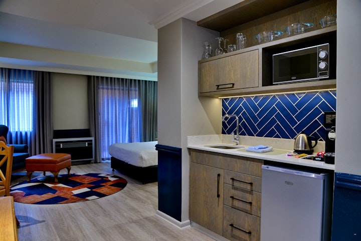 Johannesburg Accommodation at Courtyard Hotel Rosebank | Viya