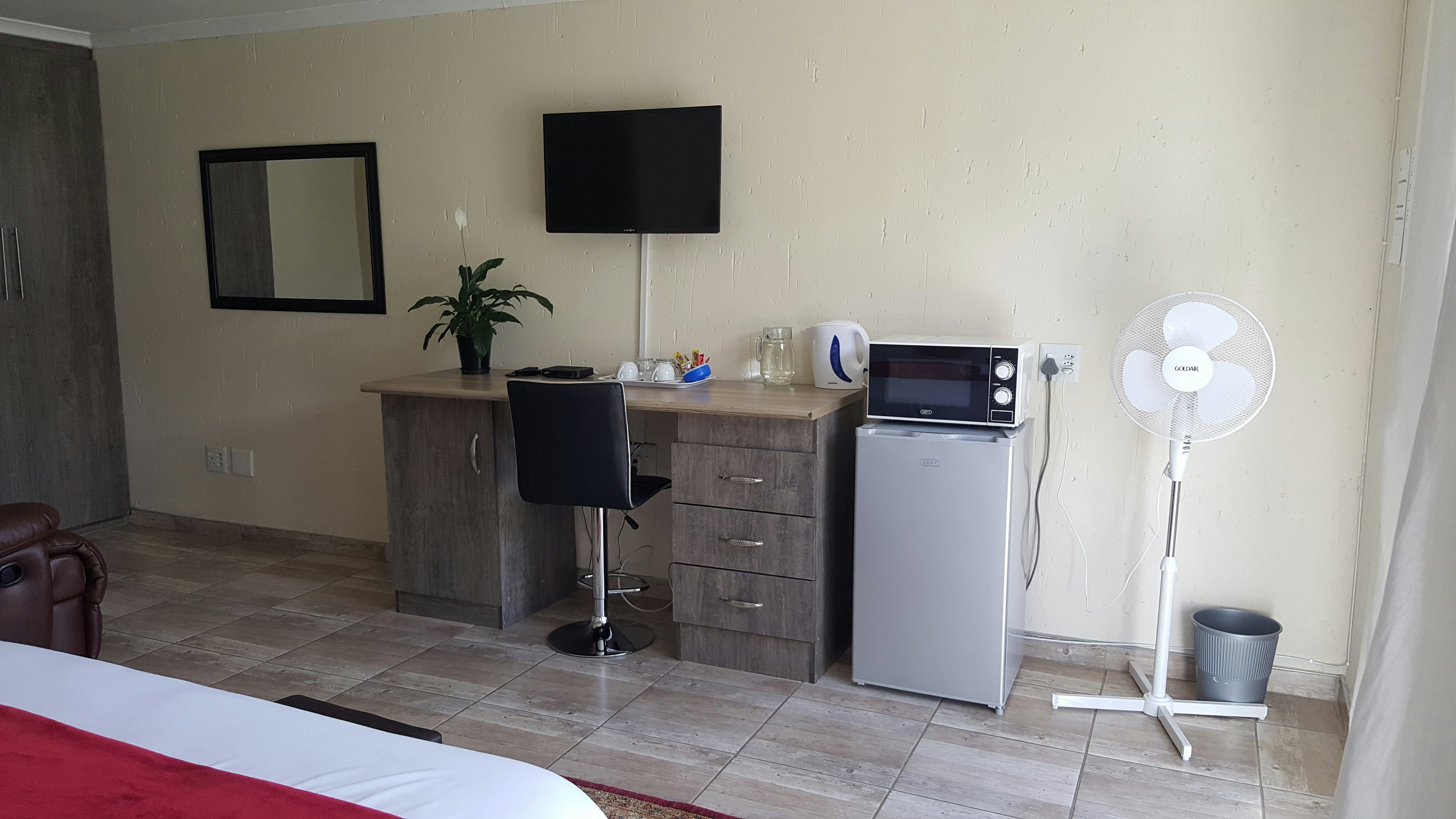 Accommodation Near Carnival City | LekkeSlaap