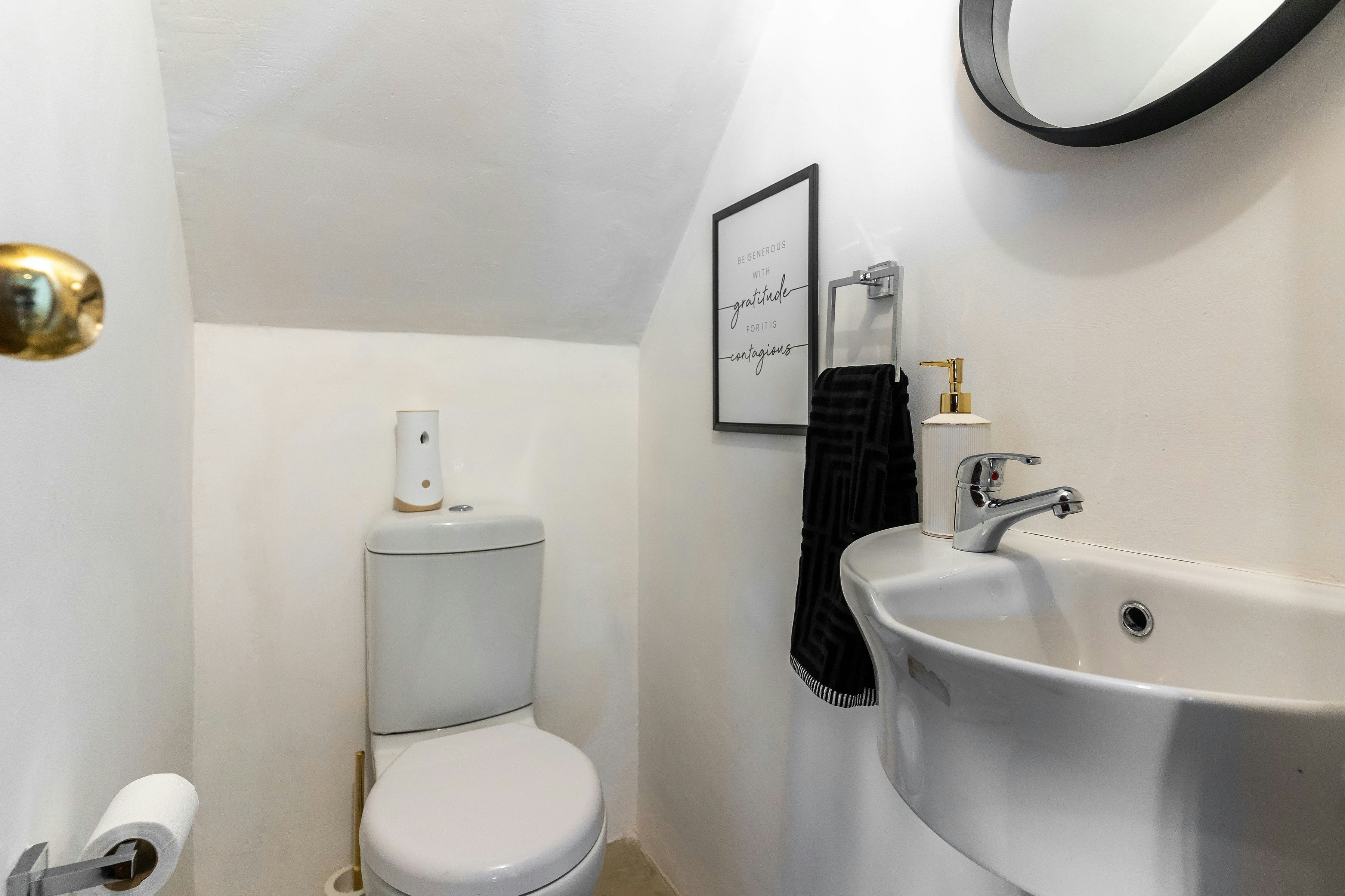 Modern Rustic Gem at the Foot of Table Mountain image no 28 of 32