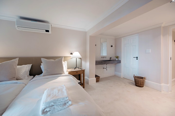 Cape Town Accommodation at De Waterkant House | Viya