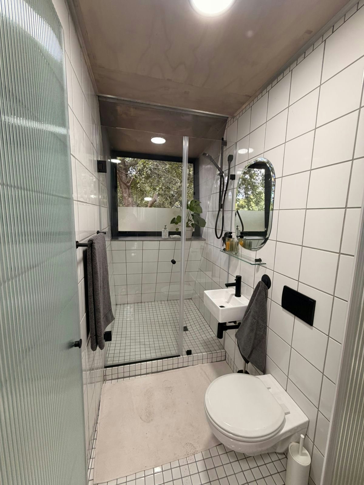 Penny Pod Tiny House image no 7 of 11