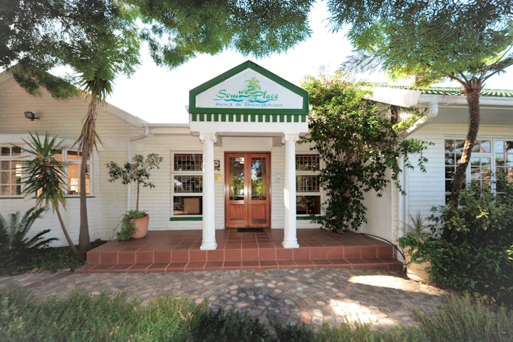 Cape Town Accommodation at Somer Place B&B | Viya