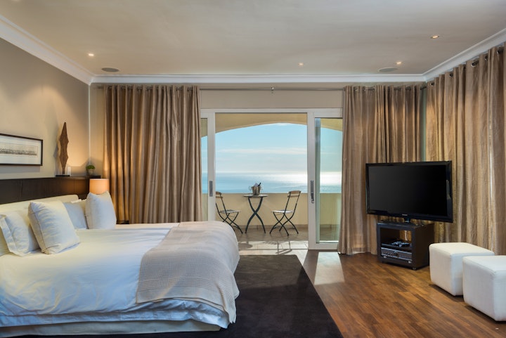 Cape Town Accommodation at Villa Blue Dream | Viya